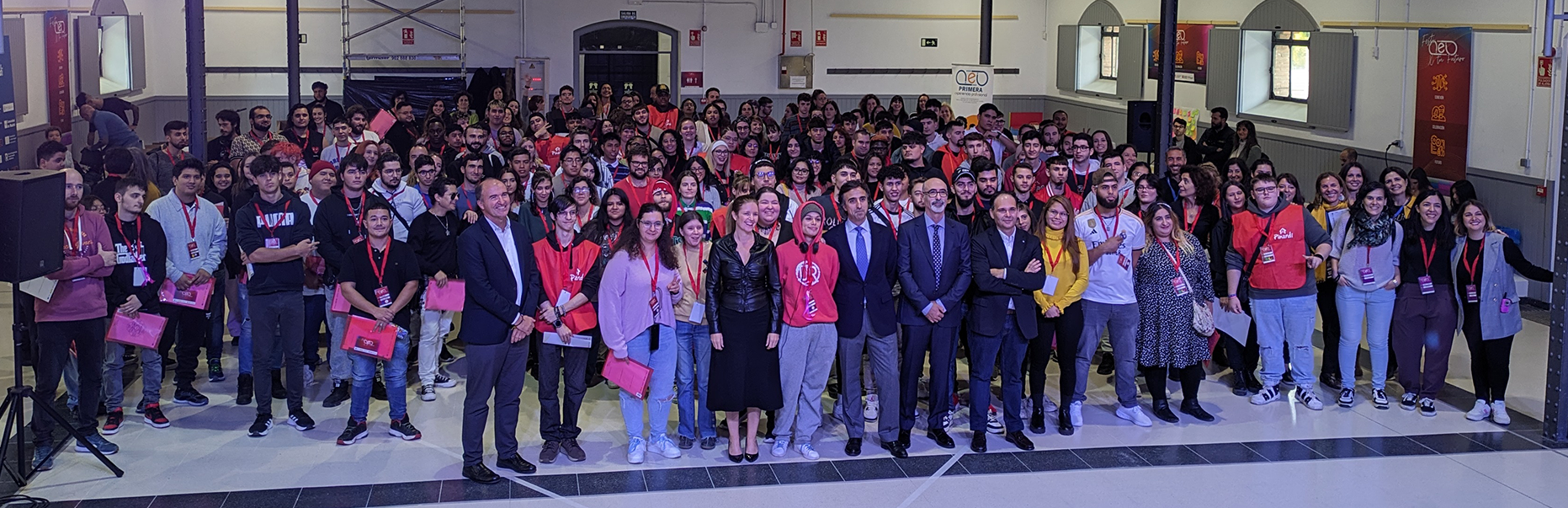 Foto de grupo de los participantes del primer FestiPEP